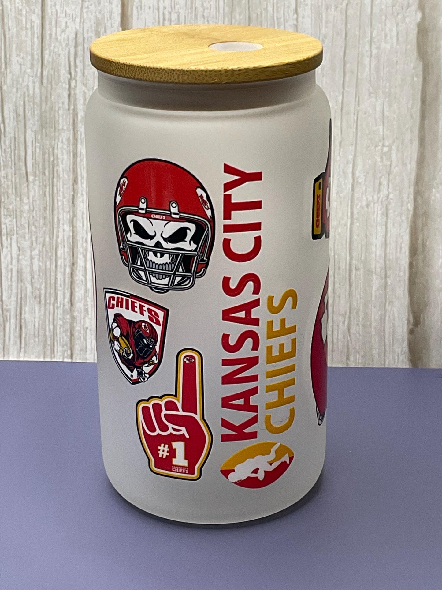 Chiefs Frosted Glass Cup: 16 oz Bamboo Lid Iced Coffee Cup